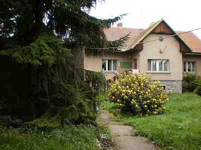 Bývalý dům manželů Liskových ve Štítarech. Foto - Jiří Červín