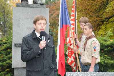 Starosta při vzpomínce na 93. výročí vzniku Československé republiky 28. října. Foto - Šárka Krombholzová 