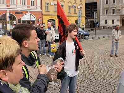 Mladý revolucionář na oslavě Svátku práce v Kolíně. Foto - Jiří Červín