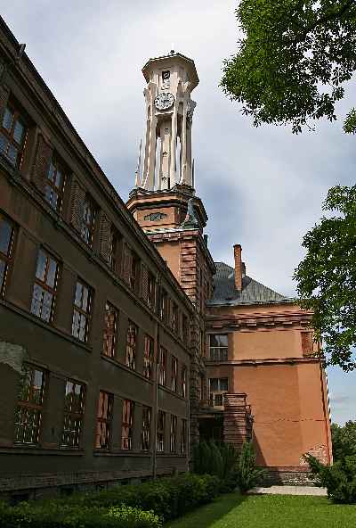 Kolínské gymnázium. Foto - Roman Šulc