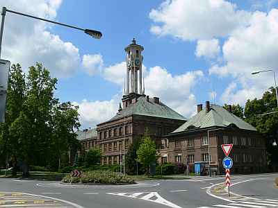 Kolínské gymnázium. Foto - http://cs.wikipedia.org